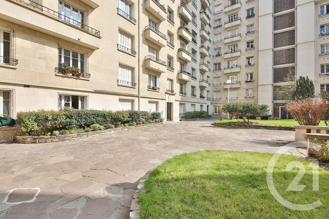 Appartement F3 à louer - 3 pièces - 71.78 m2 - PARIS - 75016 - ILE-DE-FRANCE - Century 21 Victor Hugo - Trocadéro