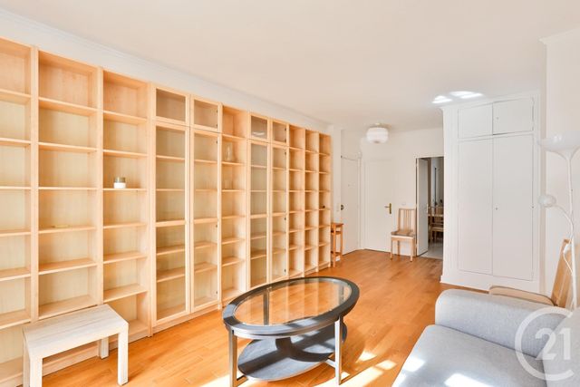 Appartement F3 à louer - 3 pièces - 71.78 m2 - PARIS - 75016 - ILE-DE-FRANCE - Century 21 Victor Hugo - Trocadéro