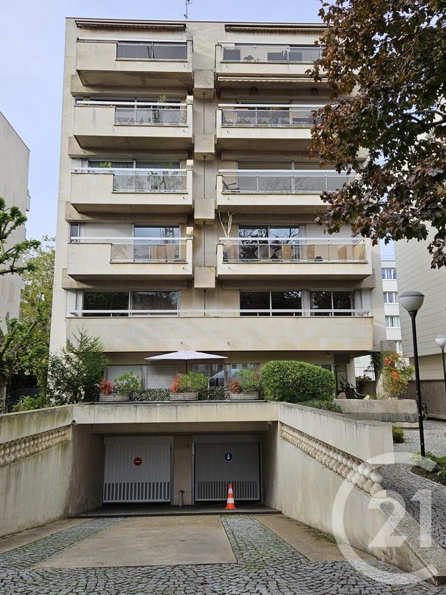 Appartement F3 à louer - 3 pièces - 77.36 m2 - NEUILLY SUR SEINE - 92 - ILE-DE-FRANCE - Century 21 Victor Hugo - Trocadéro