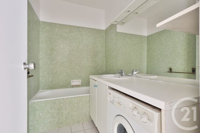 Appartement Studio à vendre - 1 pièce - 29.03 m2 - PARIS - 75016 - ILE-DE-FRANCE - Century 21 Victor Hugo - Trocadéro