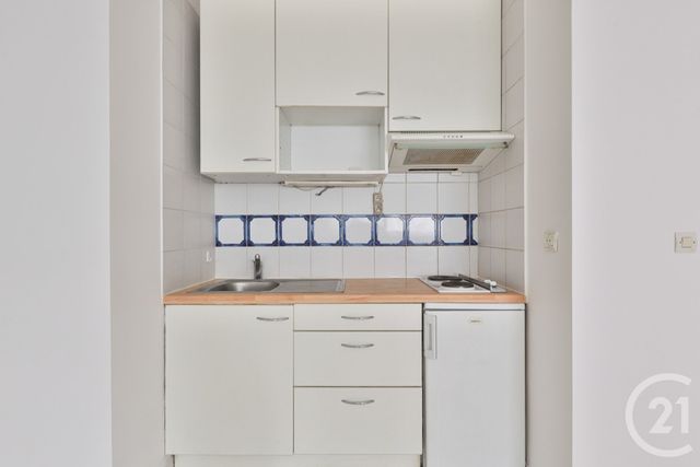 Appartement Studio à vendre - 1 pièce - 29.03 m2 - PARIS - 75016 - ILE-DE-FRANCE - Century 21 Victor Hugo - Trocadéro