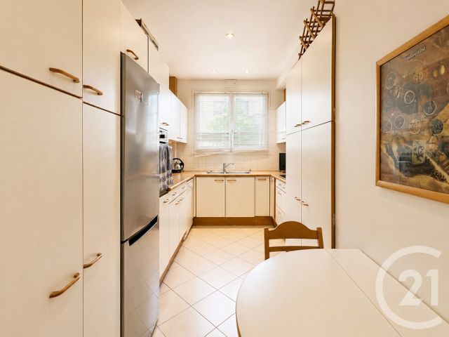 Appartement F4 à vendre - 4 pièces - 102.9 m2 - PARIS - 75016 - ILE-DE-FRANCE - Century 21 Victor Hugo - Trocadéro