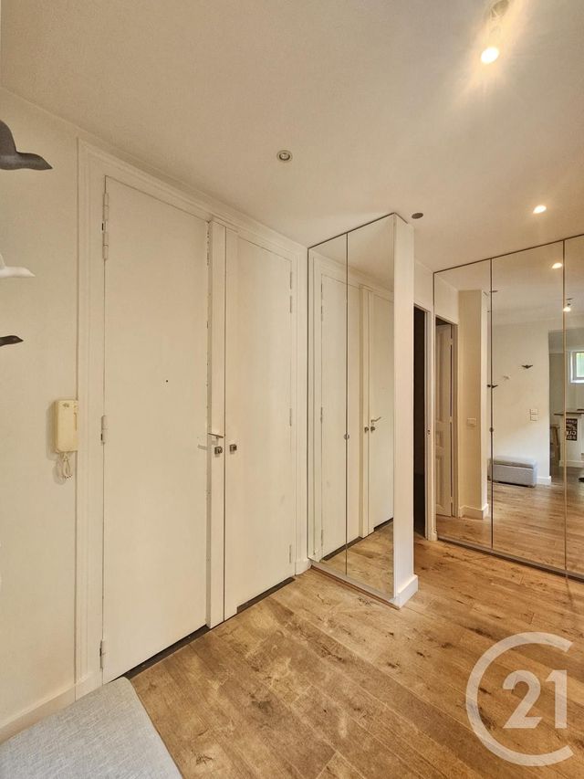 Appartement F2 à louer - 2 pièces - 76.81 m2 - PARIS - 75016 - ILE-DE-FRANCE - Century 21 Victor Hugo - Trocadéro