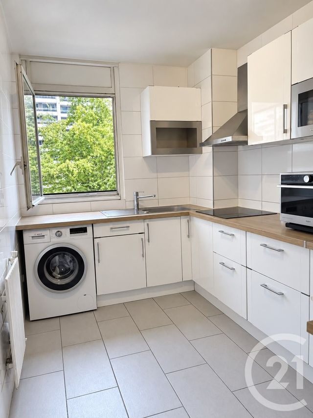 Appartement F4 à vendre - 4 pièces - 80.37 m2 - PARIS - 75019 - ILE-DE-FRANCE - Century 21 Victor Hugo - Trocadéro