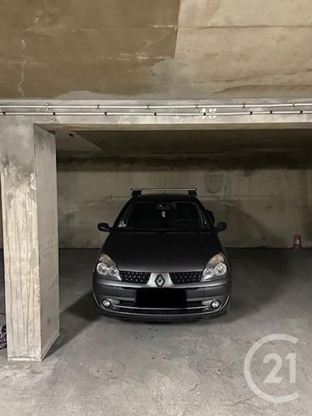 parking à vendre - 10.78 m2 - PARIS - 75016 - ILE-DE-FRANCE - Century 21 Victor Hugo - Trocadéro
