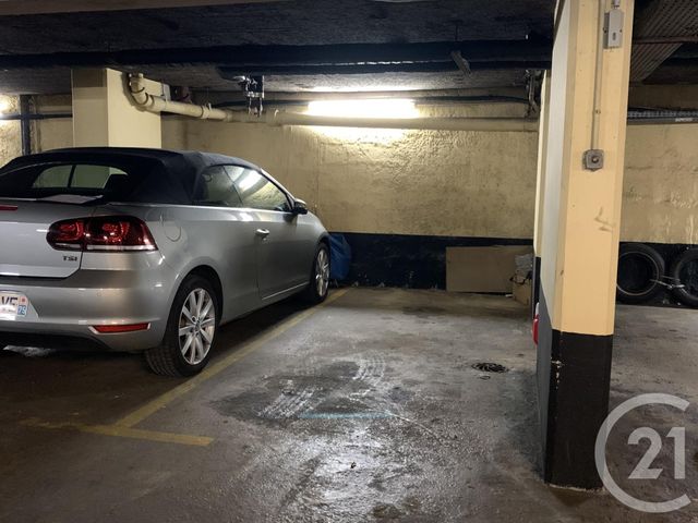 parking à louer - 9.6 m2 - PARIS - 75016 - ILE-DE-FRANCE - Century 21 Victor Hugo - Trocadéro