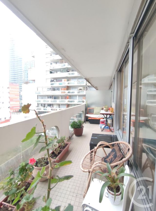 Appartement F5 à vendre - 5 pièces - 106.5 m2 - COURBEVOIE - 92 - ILE-DE-FRANCE - Century 21 Victor Hugo - Trocadéro