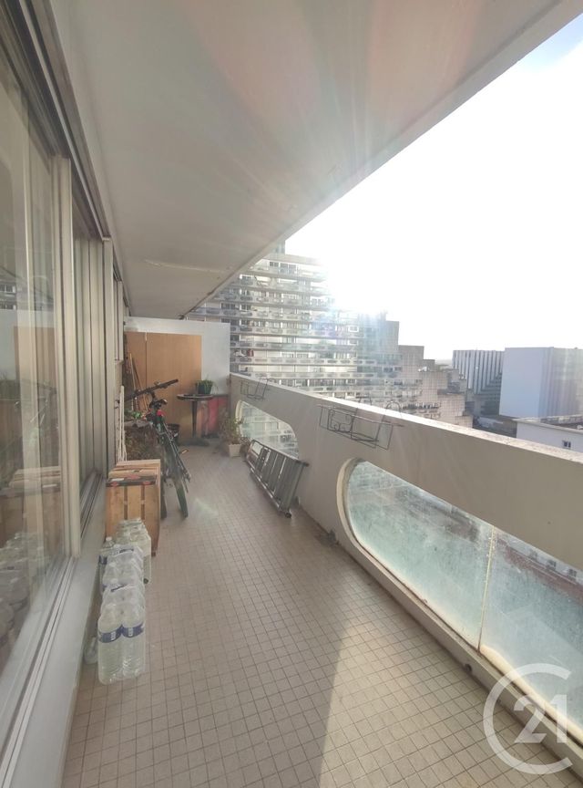 Appartement F5 à vendre - 5 pièces - 108.74 m2 - COURBEVOIE - 92 - ILE-DE-FRANCE - Century 21 Victor Hugo - Trocadéro