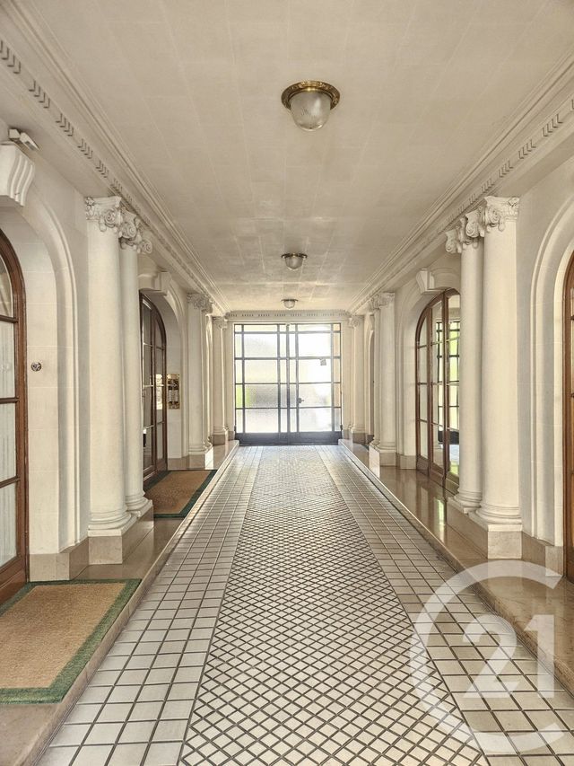 Appartement F1 à vendre - 1 pièce - 19.3 m2 - PARIS - 75016 - ILE-DE-FRANCE - Century 21 Victor Hugo - Trocadéro
