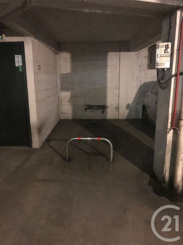 parking à louer - 9.58 m2 - PARIS - 75116 - ILE-DE-FRANCE - Century 21 Victor Hugo - Trocadéro