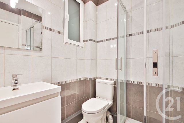 Appartement F5 à vendre - 5 pièces - 101.03 m2 - PARIS - 75016 - ILE-DE-FRANCE - Century 21 Victor Hugo - Trocadéro