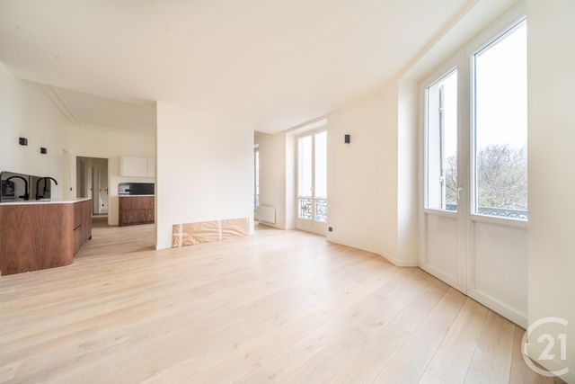 Appartement F5 à vendre - 5 pièces - 104.06 m2 - PARIS - 75011 - ILE-DE-FRANCE - Century 21 Victor Hugo - Trocadéro