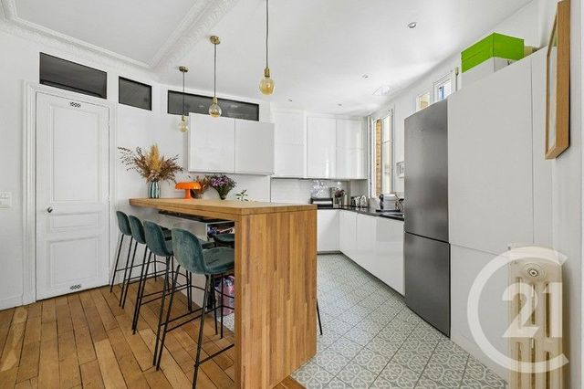 Appartement F3 à vendre - 3 pièces - 83.11 m2 - PARIS - 75018 - ILE-DE-FRANCE - Century 21 Victor Hugo - Trocadéro