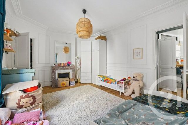 Appartement F3 à vendre - 3 pièces - 83.11 m2 - PARIS - 75018 - ILE-DE-FRANCE - Century 21 Victor Hugo - Trocadéro