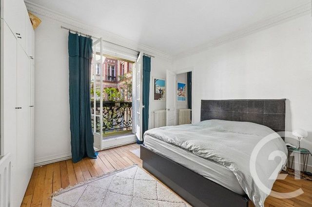 Appartement F3 à vendre - 3 pièces - 83.11 m2 - PARIS - 75018 - ILE-DE-FRANCE - Century 21 Victor Hugo - Trocadéro