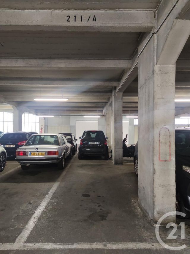 parking à louer - 11.5 m2 - PARIS - 75016 - ILE-DE-FRANCE - Century 21 Victor Hugo - Trocadéro
