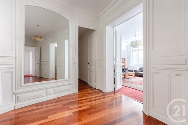 Appartement T4 à vendre - 4 pièces - 142.86 m2 - PARIS - 75008 - ILE-DE-FRANCE - Century 21 Victor Hugo - Trocadéro