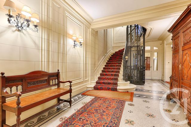 Appartement T4 à vendre - 4 pièces - 142.86 m2 - PARIS - 75008 - ILE-DE-FRANCE - Century 21 Victor Hugo - Trocadéro