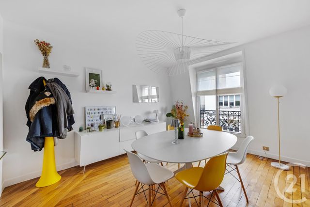 Afficher la photo en grand Appartement F4 à vendre - 4 pièces - 65.2 m2 - NEUILLY SUR SEINE - 92 - ILE-DE-FRANCE - Century 21 Victor Hugo - Trocadéro