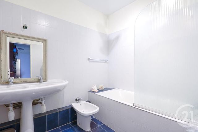 Appartement F3 à vendre - 3 pièces - 70.45 m2 - NEUILLY SUR SEINE - 92 - ILE-DE-FRANCE - Century 21 Victor Hugo - Trocadéro