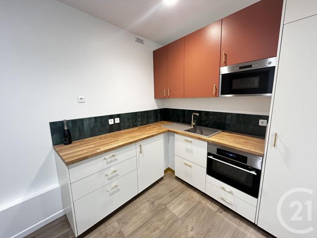 Appartement Local à louer - 3 pièces - 60.11 m2 - PARIS - 75016 - ILE-DE-FRANCE - Century 21 Victor Hugo - Trocadéro