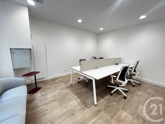 Appartement Local à louer - 3 pièces - 60.11 m2 - PARIS - 75016 - ILE-DE-FRANCE - Century 21 Victor Hugo - Trocadéro