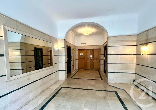 Appartement F6 à vendre - 6 pièces - 181.11 m2 - PARIS - 75008 - ILE-DE-FRANCE - Century 21 Victor Hugo - Trocadéro