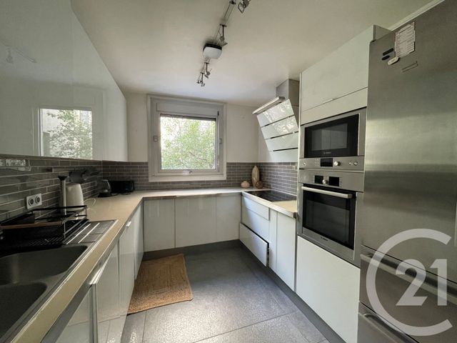 Afficher la photo en grand Appartement F3 à louer - 3 pièces - 90.04 m2 - PARIS - 75016 - ILE-DE-FRANCE - Century 21 Victor Hugo - Trocadéro