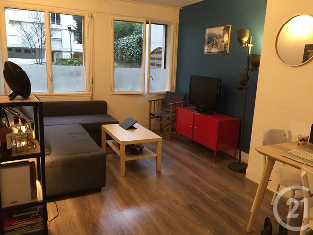 Appartement F3 à louer - 3 pièces - 52.52 m2 - PARIS - 75116 - ILE-DE-FRANCE - Century 21 Victor Hugo - Trocadéro