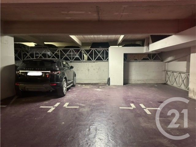 parking à louer - 10.0 m2 - PARIS - 75009 - ILE-DE-FRANCE - Century 21 Victor Hugo - Trocadéro