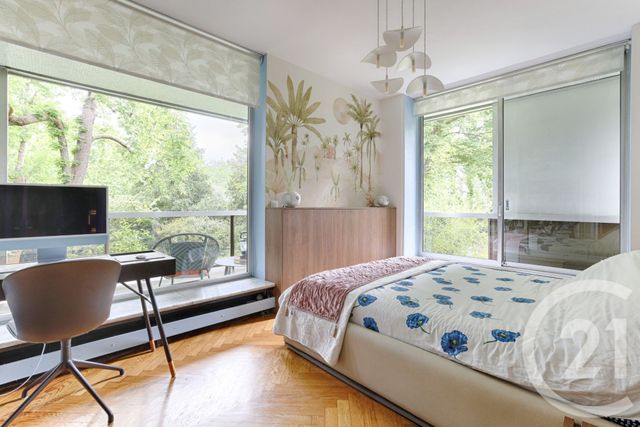 Afficher la photo en grand Appartement F4 à vendre - 4 pièces - 123.38 m2 - BOULOGNE BILLANCOURT - 92 - ILE-DE-FRANCE - Century 21 Victor Hugo - Trocadéro