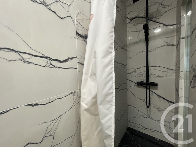 Afficher la photo en grand Appartement F4 à vendre - 4 pièces - 91.08 m2 - PARIS - 75016 - ILE-DE-FRANCE - Century 21 Victor Hugo - Trocadéro