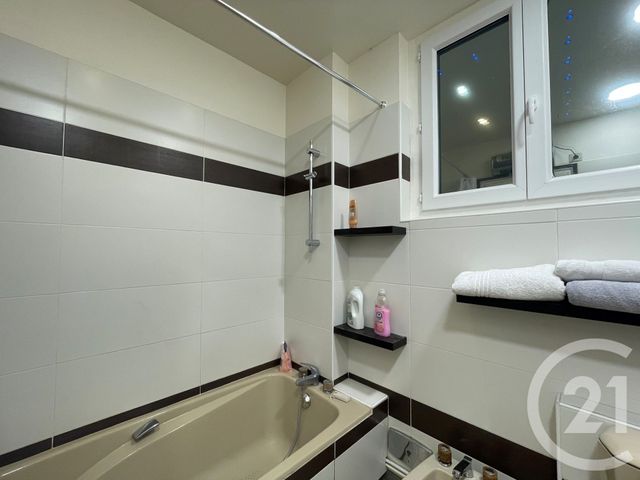 Afficher la photo en grand Appartement F4 à vendre - 4 pièces - 91.08 m2 - PARIS - 75016 - ILE-DE-FRANCE - Century 21 Victor Hugo - Trocadéro