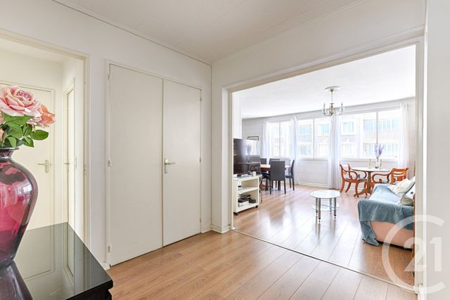 Afficher la photo en grand Appartement F3 à vendre - 3 pièces - 80.77 m2 - PARIS - 75016 - ILE-DE-FRANCE - Century 21 Victor Hugo - Trocadéro