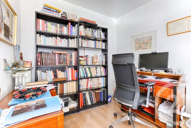 Afficher la photo en grand Appartement F3 à vendre - 3 pièces - 80.77 m2 - PARIS - 75016 - ILE-DE-FRANCE - Century 21 Victor Hugo - Trocadéro