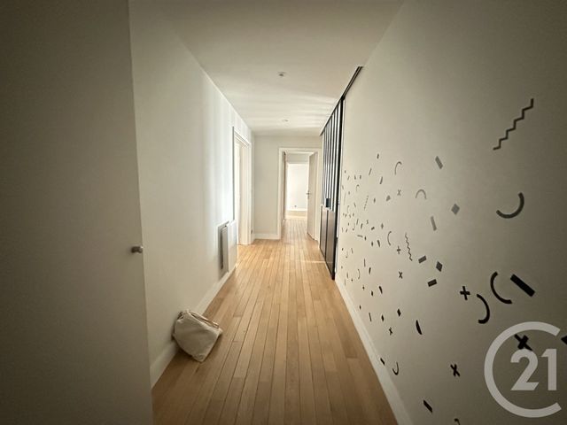 Appartement F4 à louer - 4 pièces - 113.0 m2 - PARIS - 75009 - ILE-DE-FRANCE - Century 21 Victor Hugo - Trocadéro