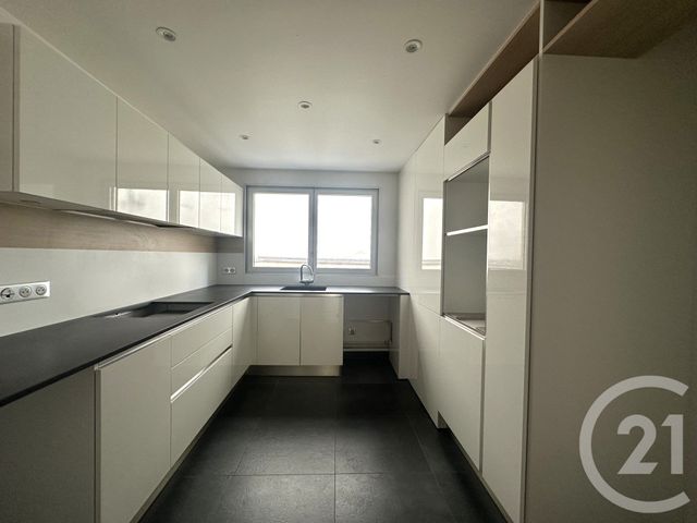 Appartement F4 à louer - 4 pièces - 113.0 m2 - PARIS - 75009 - ILE-DE-FRANCE - Century 21 Victor Hugo - Trocadéro