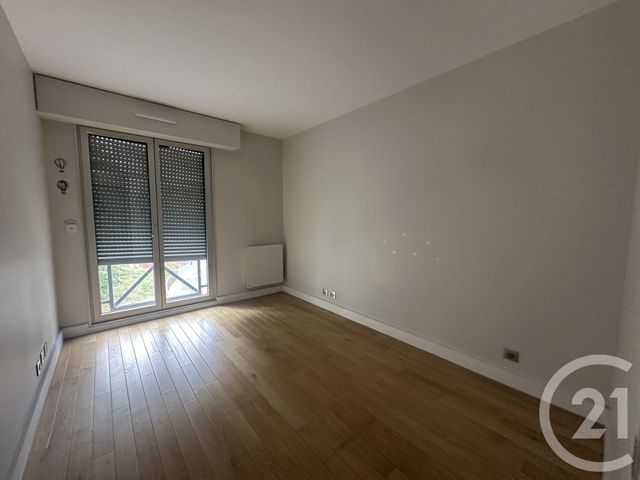 Appartement F4 à louer - 4 pièces - 113.0 m2 - PARIS - 75009 - ILE-DE-FRANCE - Century 21 Victor Hugo - Trocadéro