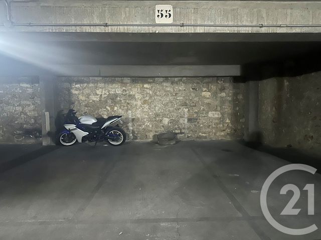 parking à louer - 10.3 m2 - PARIS - 75016 - ILE-DE-FRANCE - Century 21 Victor Hugo - Trocadéro