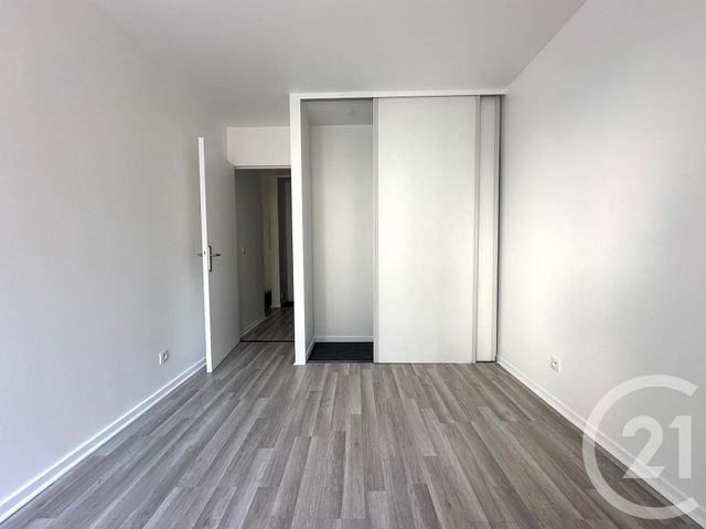Appartement F2 à louer - 2 pièces - 45.25 m2 - PARIS - 75013 - ILE-DE-FRANCE - Century 21 Victor Hugo - Trocadéro