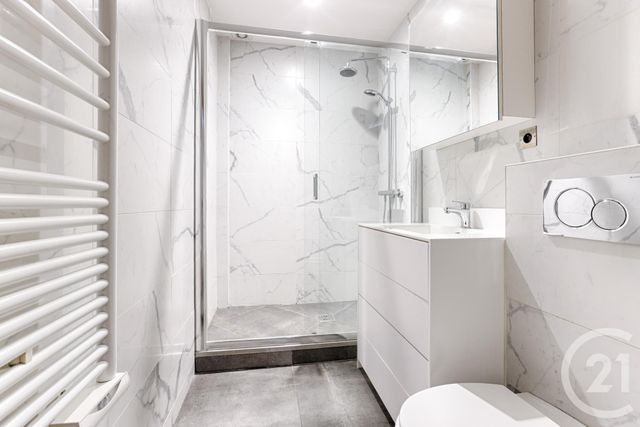 Appartement F1 à louer - 1 pièce - 28.57 m2 - PARIS - 75016 - ILE-DE-FRANCE - Century 21 Victor Hugo - Trocadéro