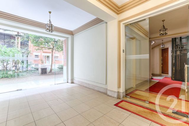 Afficher la photo en grand Appartement F3 à vendre - 3 pièces - 75.02 m2 - PARIS - 75016 - ILE-DE-FRANCE - Century 21 Victor Hugo - Trocadéro