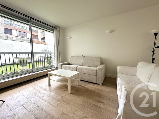 Appartement Studio à louer - 1 pièce - 32.9 m2 - PARIS - 75116 - ILE-DE-FRANCE - Century 21 Victor Hugo - Trocadéro