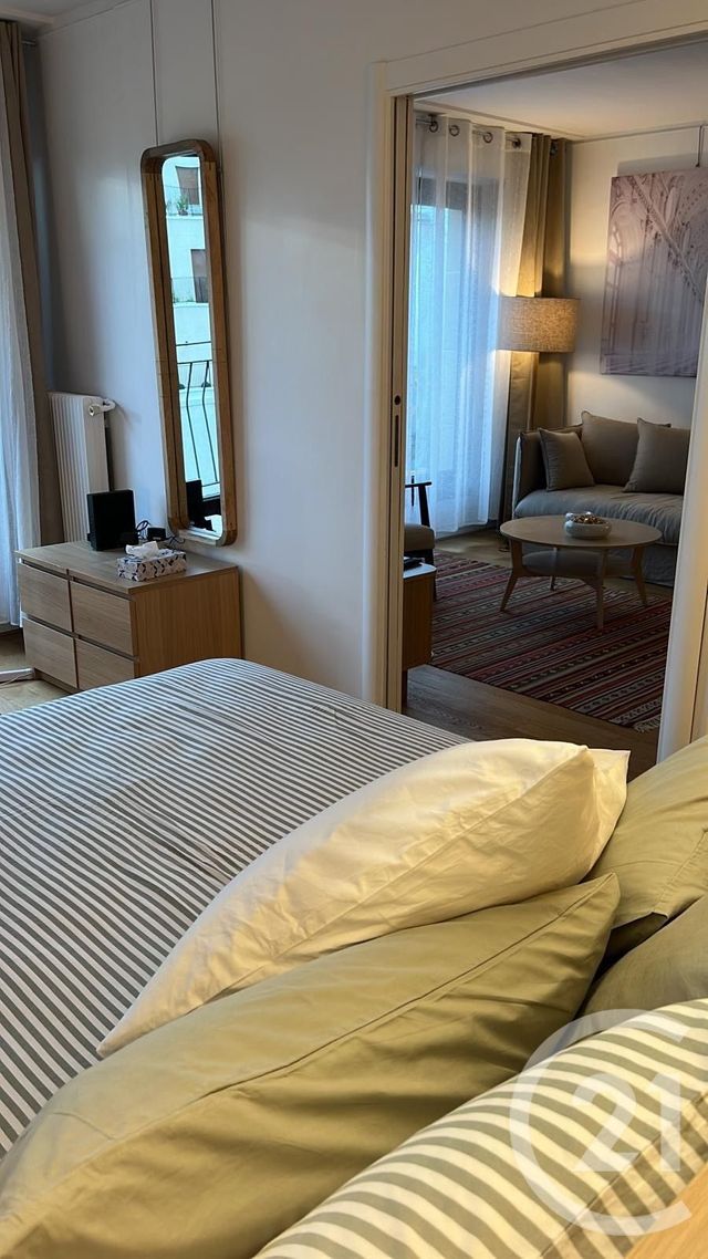 Afficher la photo en grand Appartement F2 à louer - 2 pièces - 43.87 m2 - PARIS - 75016 - ILE-DE-FRANCE - Century 21 Victor Hugo - Trocadéro