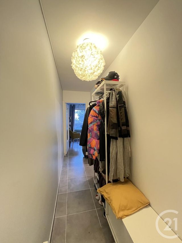 Afficher la photo en grand Appartement F1 à louer - 1 pièce - 24.01 m2 - PARIS - 75009 - ILE-DE-FRANCE - Century 21 Victor Hugo - Trocadéro