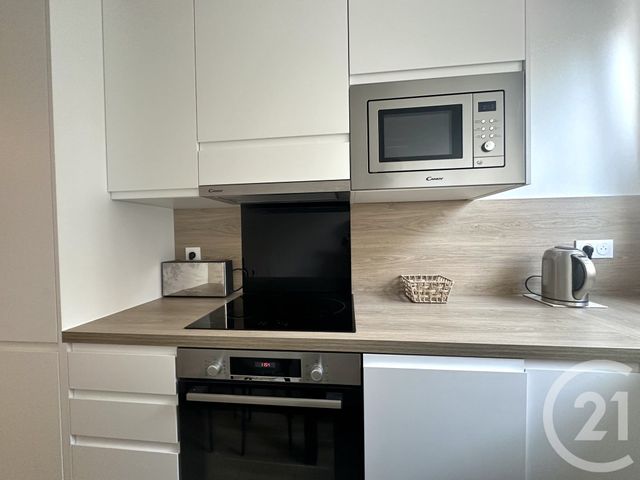 Appartement Studio à louer - 1 pièce - 28.29 m2 - PARIS - 75016 - ILE-DE-FRANCE - Century 21 Victor Hugo - Trocadéro