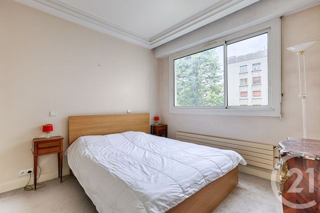 Afficher la photo en grand Appartement F2 à vendre - 2 pièces - 61.95 m2 - NEUILLY SUR SEINE - 92 - ILE-DE-FRANCE - Century 21 Victor Hugo - Trocadéro