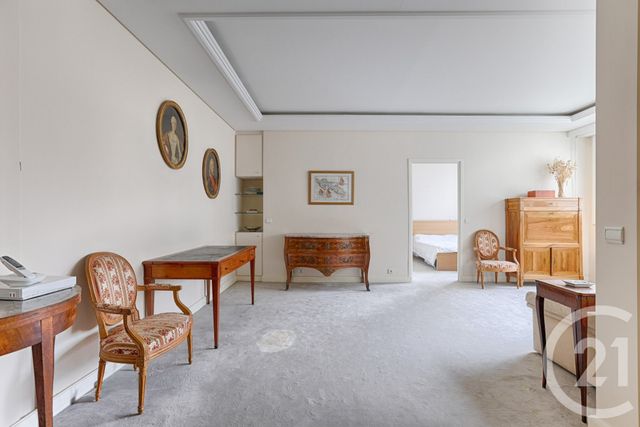 Afficher la photo en grand Appartement F2 à vendre - 2 pièces - 61.95 m2 - NEUILLY SUR SEINE - 92 - ILE-DE-FRANCE - Century 21 Victor Hugo - Trocadéro