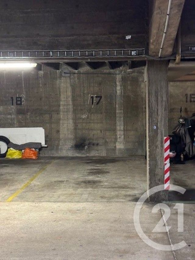 Afficher la photo en grand Appartement F2 à vendre - 2 pièces - 61.95 m2 - NEUILLY SUR SEINE - 92 - ILE-DE-FRANCE - Century 21 Victor Hugo - Trocadéro