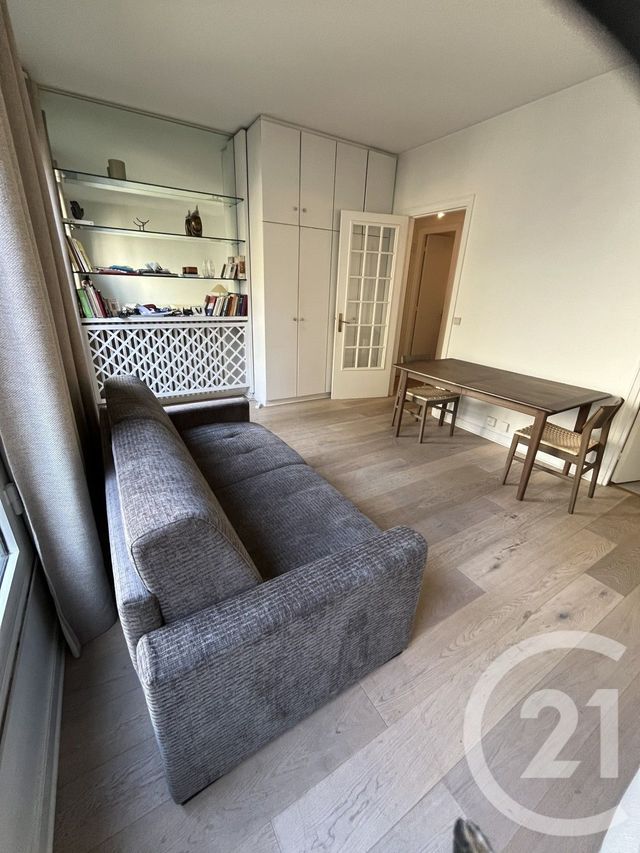 Appartement F1 à louer - 1 pièce - 32.5 m2 - PARIS - 75016 - ILE-DE-FRANCE - Century 21 Victor Hugo - Trocadéro